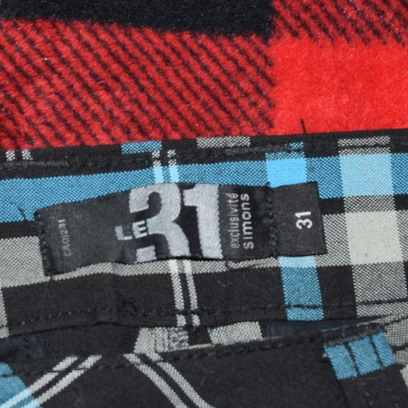 Blue plaid short - Picture 4 of 7